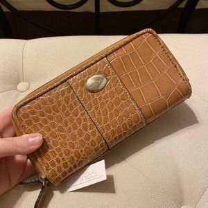 Minicci Brown Wallet NEW WITH TAGS